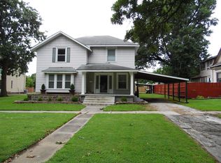 315 N Kansas Ave, Columbus, KS 66725