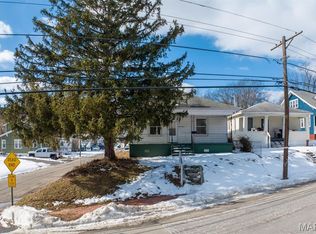 1112 W 9th St, Alton, IL 62002