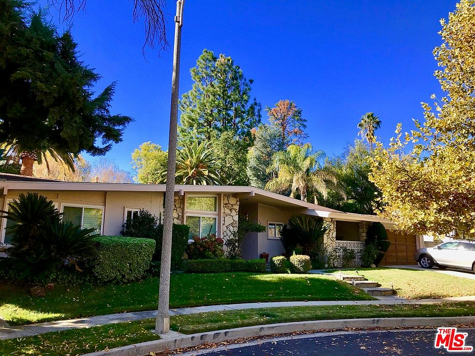 1st image of 18604 Palomino Dr