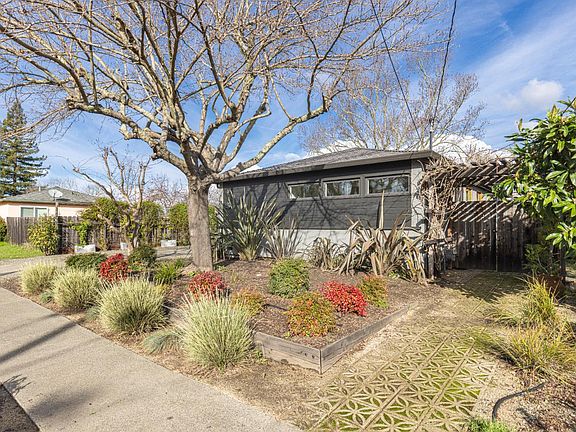 2nd image of 3776 Norfolk Street
