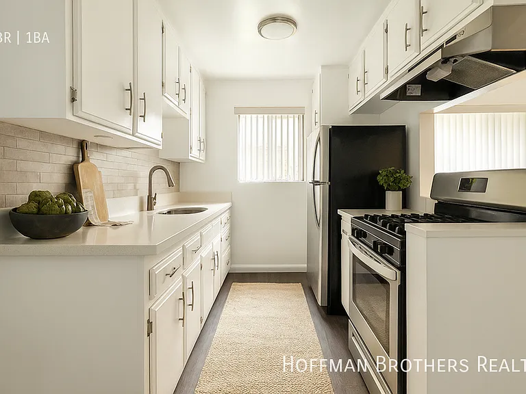 2627 Brighton Ave #3 — Photo 2