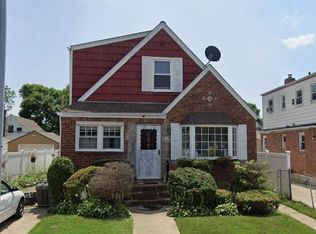 24220 84th Rd, Bellerose, NY 11426