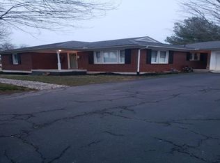 303 Comer Ave, Horse Cave, KY 42749