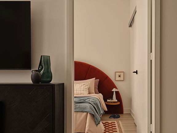 4th image of 65 Trinity St #612