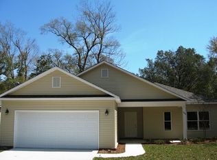 282 Sycamore Dr, Freeport, FL 32439