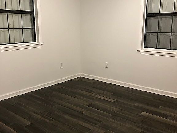 4th image of 633 Avenue G