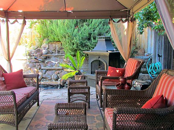 Backyard Entertaining