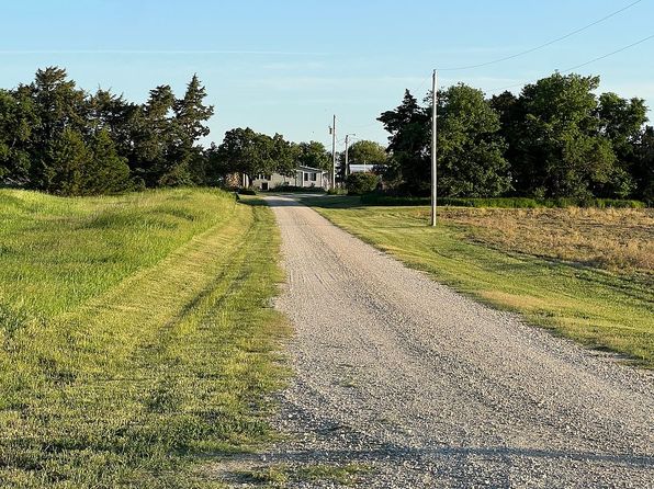 1426 8th Rd