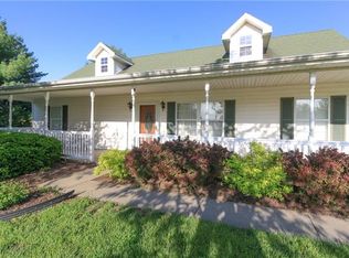 1000 E Chestnut Ct, Savannah, MO 64485