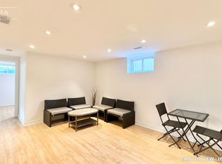 26 Algonquin Cres #2, Aurora, ON L4G3E5