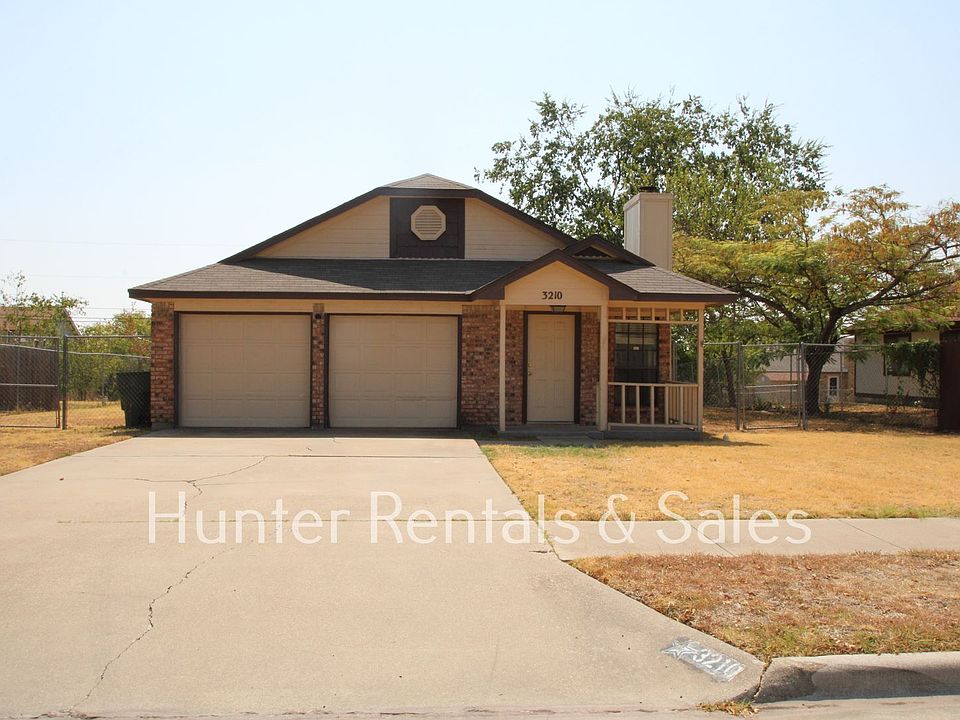 1st image of 3210 Green Valley Dr