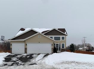 12928 Breckenridge Ln, Rogers, MN 55374