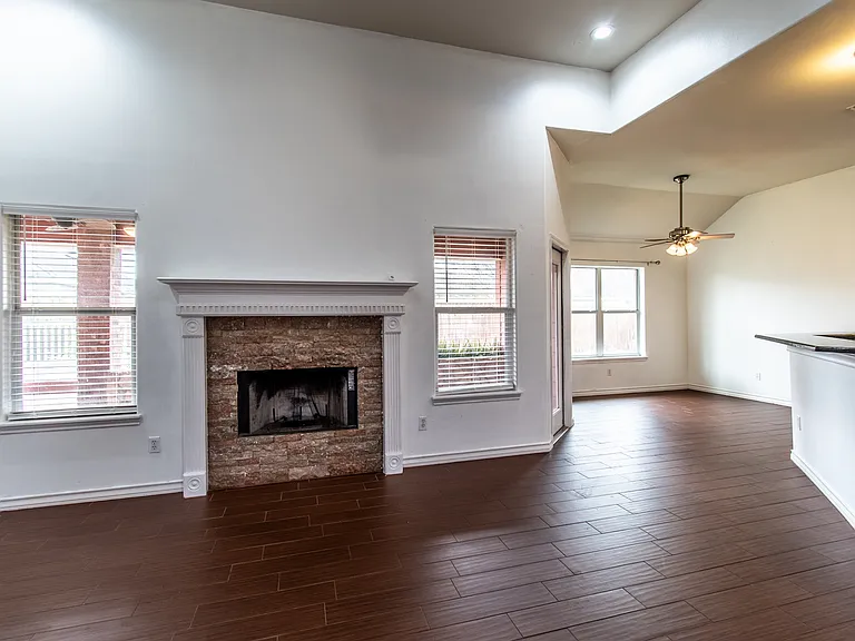 7013 Madiera Dr — Photo 8
