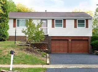 237 Glenmore Dr, Coraopolis, PA 15108