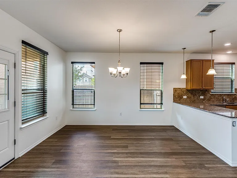 6209 Garden Rose Path — Photo 10