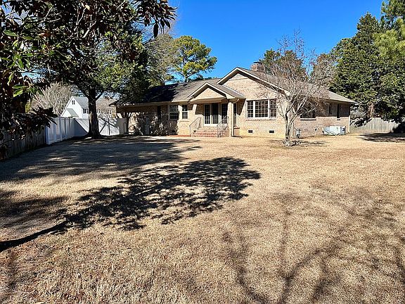 3rd image of 3405 Foxwood Ln
