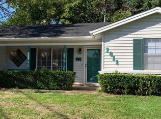 2011 Morgan St, Irving, TX 75062