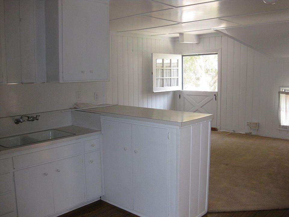 2nd image of 516 W Highland Ave