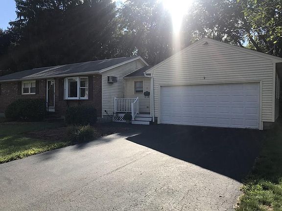 3rd image of 5 Homestead Ave