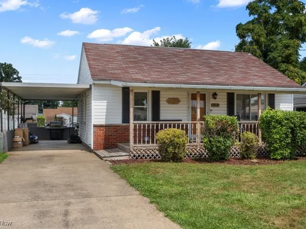 1313 9th St, Vienna, WV 26105