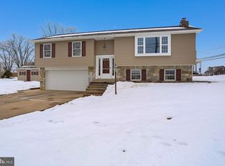 530 Juniper St, Denver, PA 17517