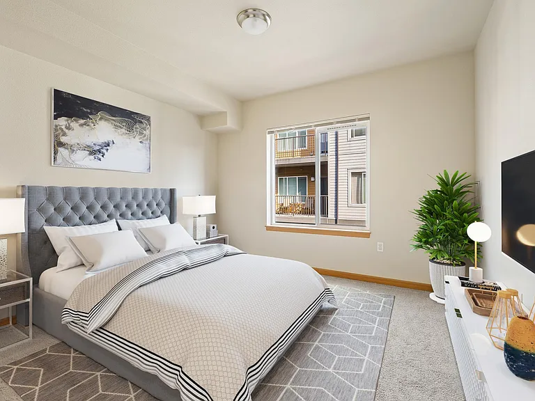 Shangri La Apartments — Photo 7