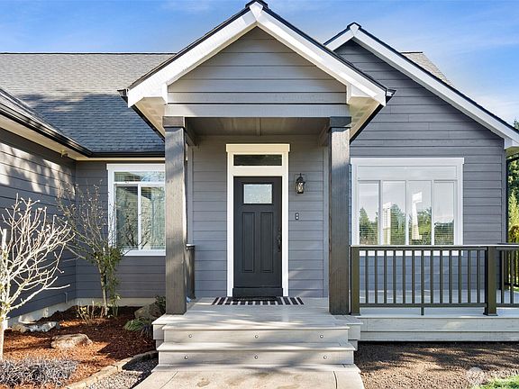 3rd image of 9912 138th Avenue SE
