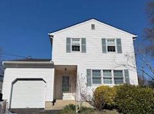 22 Salisbury Drive S, East Northport, NY 11706