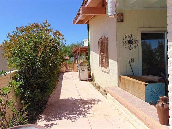 4th image of 1184 W Calle Alhambra