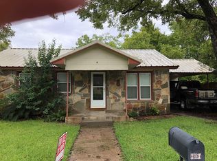 304 E Live Oak St, Burnet, TX 78611