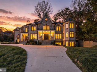1151 Dominion Ct, Mc Lean, VA 22102