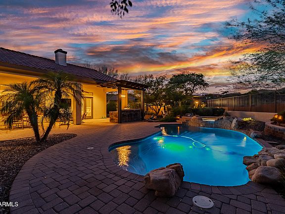 5th image of 1813 W CAMARGO Court