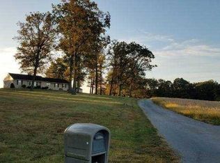 1303 Arnold Rd, Westminster, MD 21157