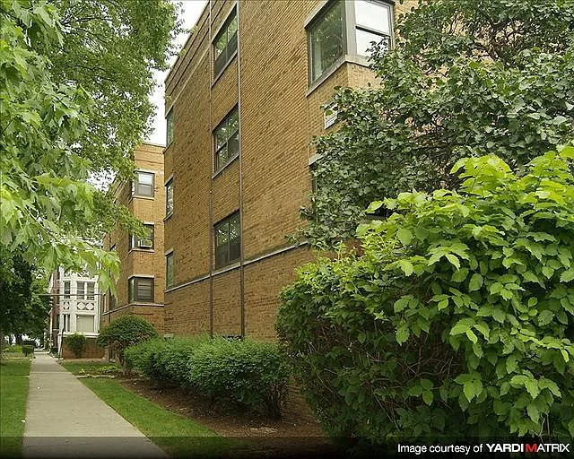 7347-65 N. Sheridan Rd — Photo 5