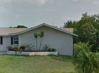 12877 82nd Ave, Seminole, FL 33776