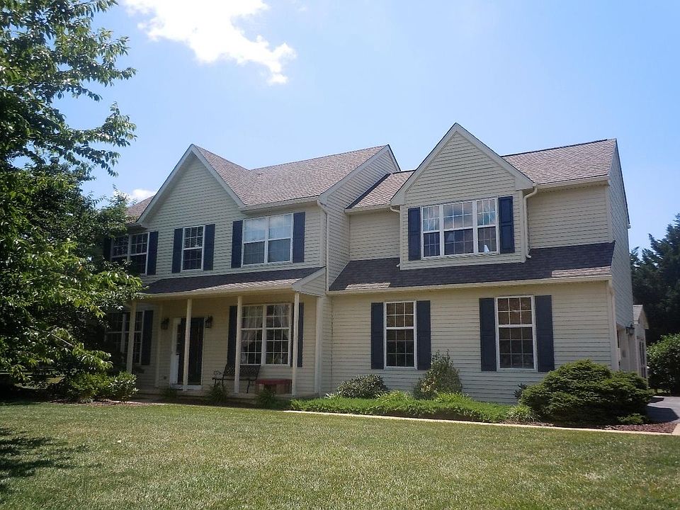 1st image of 701 Nathan Roberts Ct