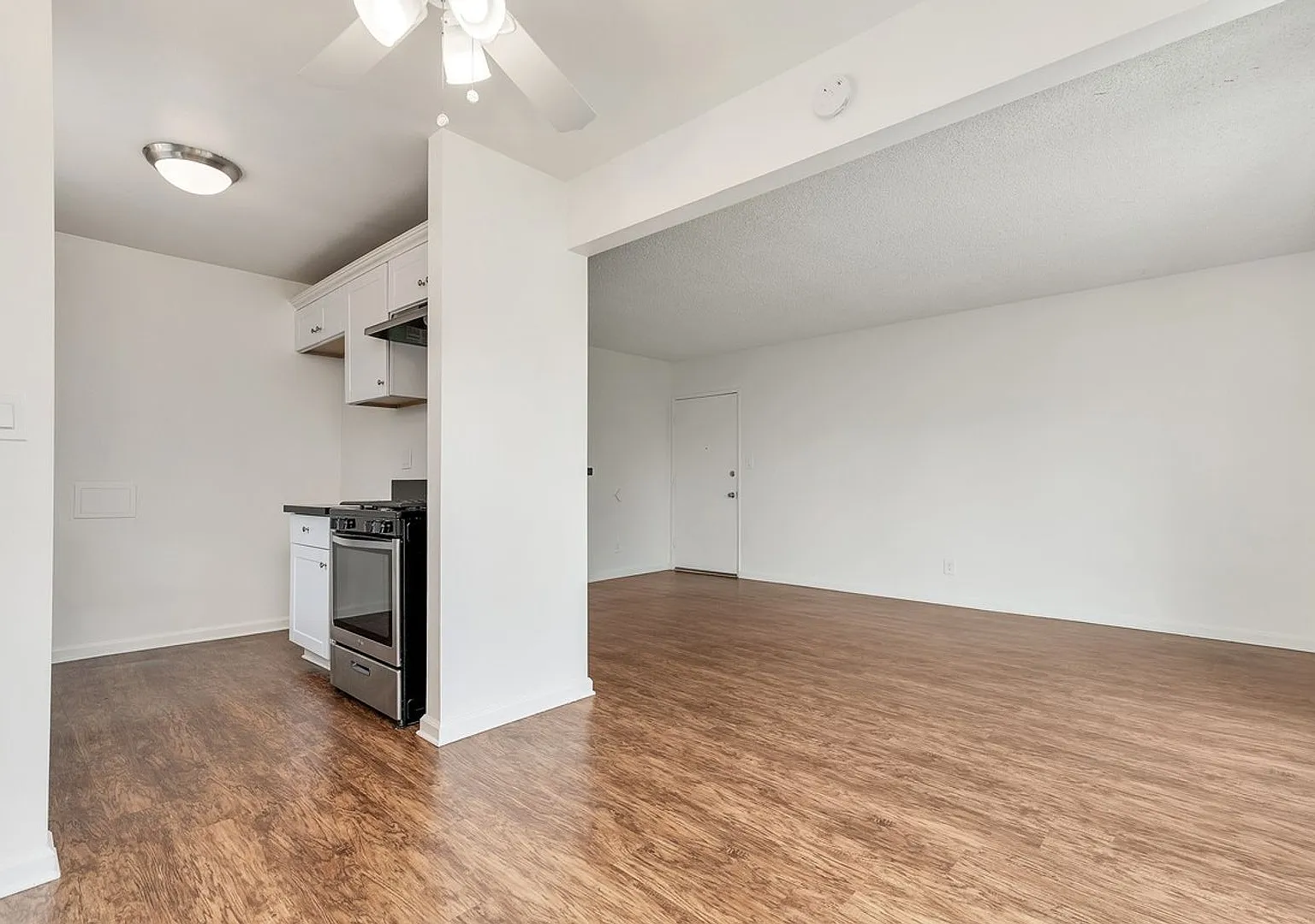 Canyon Drive Apartment Homes — Photo 4