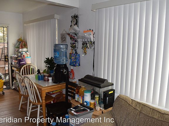 4th image of 1912 E Ave #A