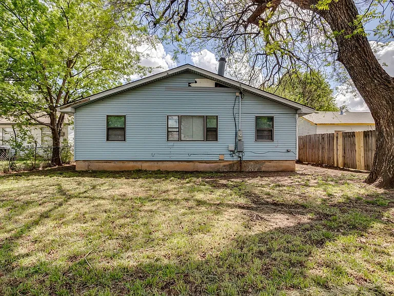 1005 SW 63rd St — Photo 56