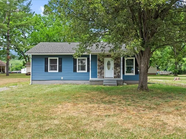 332 Long Ave, Shenandoah, VA 22849