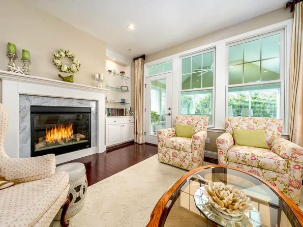 16 Twin Oaks Drive, Mashpee, MA 02649