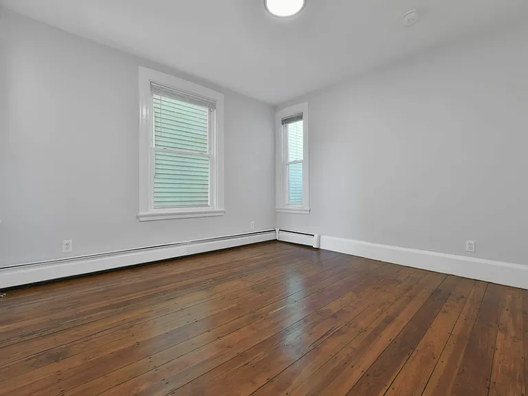 34-36 Boston St #1 — Photo 15
