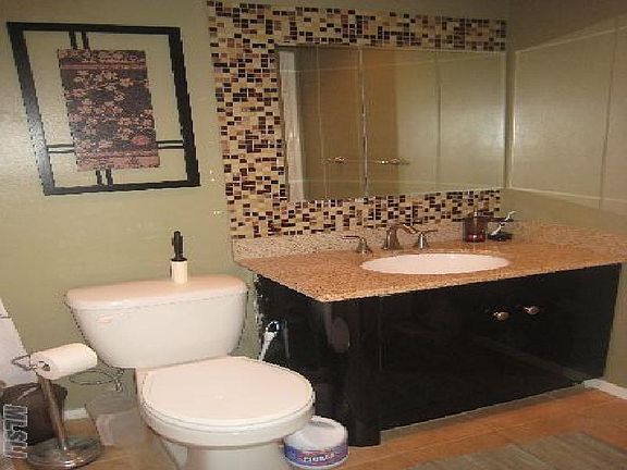 3rd image of 79 Bailey Ct