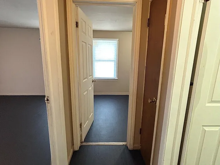 2034 Ewald Cir — Photo 5