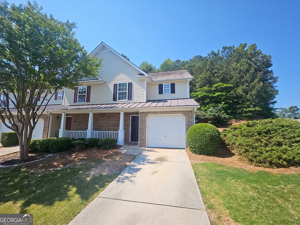 1st image of 220 Fox Creek Blvd