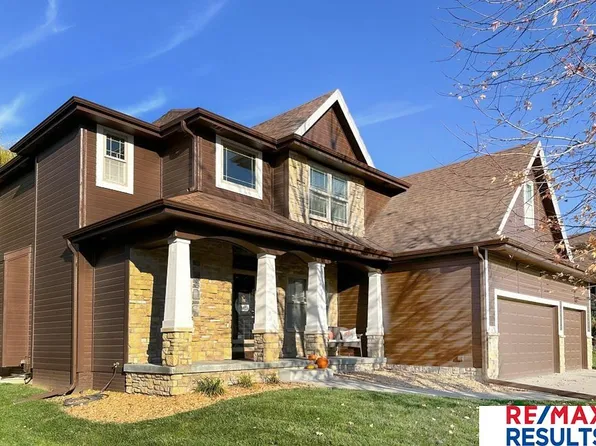 19308 Blaine St, Omaha, NE 68135