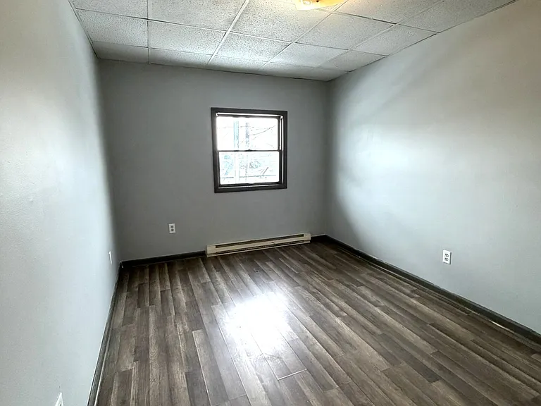 901 Eynon St #1 — Photo 8