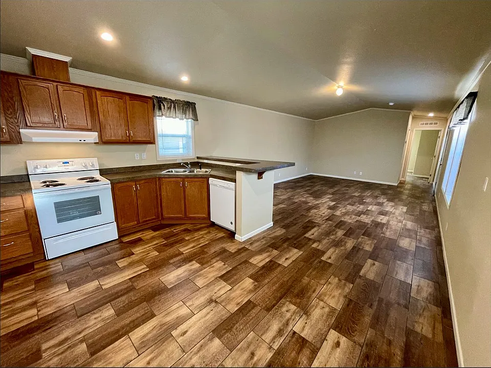 475 Kiowa Ave