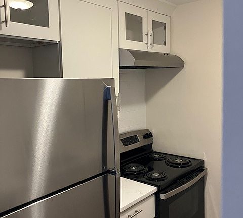 2nd image of 116 Trapelo Rd APT 4