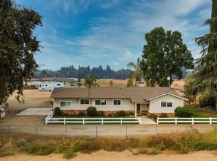 18981 Lort Dr, Visalia, CA 93292